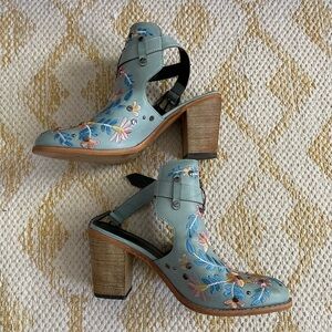 Women’s Flower Heels